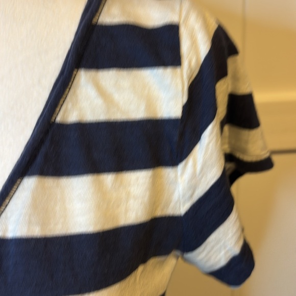 Abercrombie & Fitch blue/white stripped shirt - Picture 2 of 4